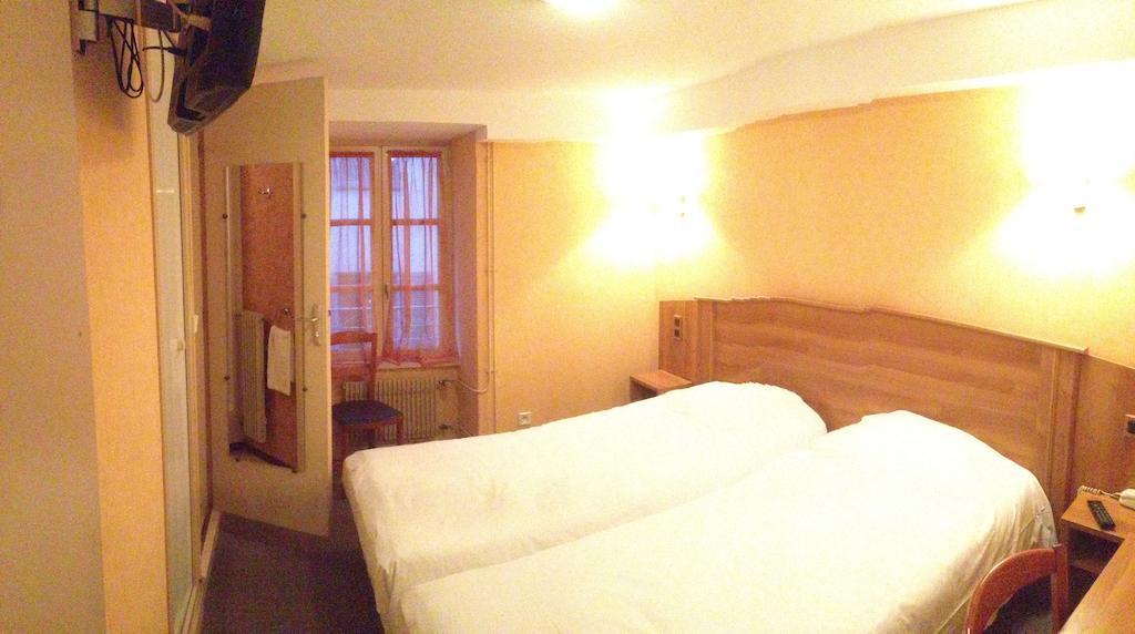 Hotel De L'Abbaye Sauxillanges Номер фото